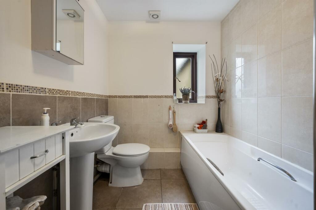 Property photo 25