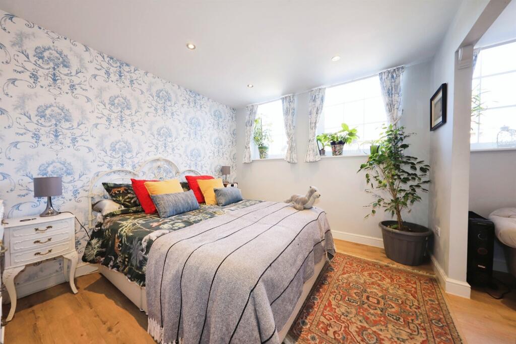 Property photo 23