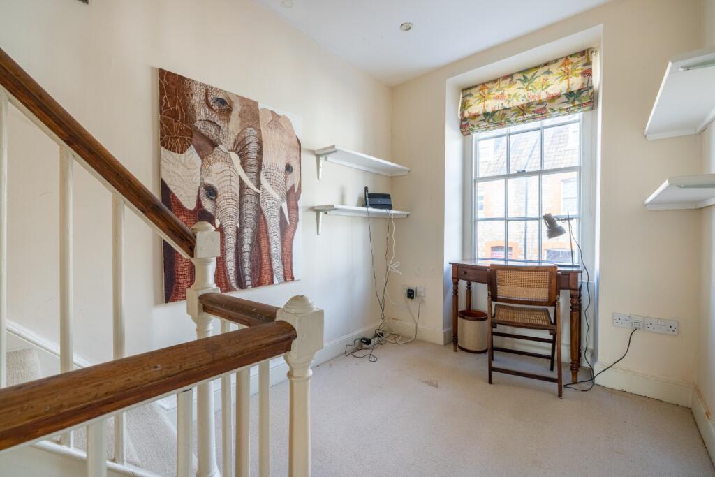 Property photo 28