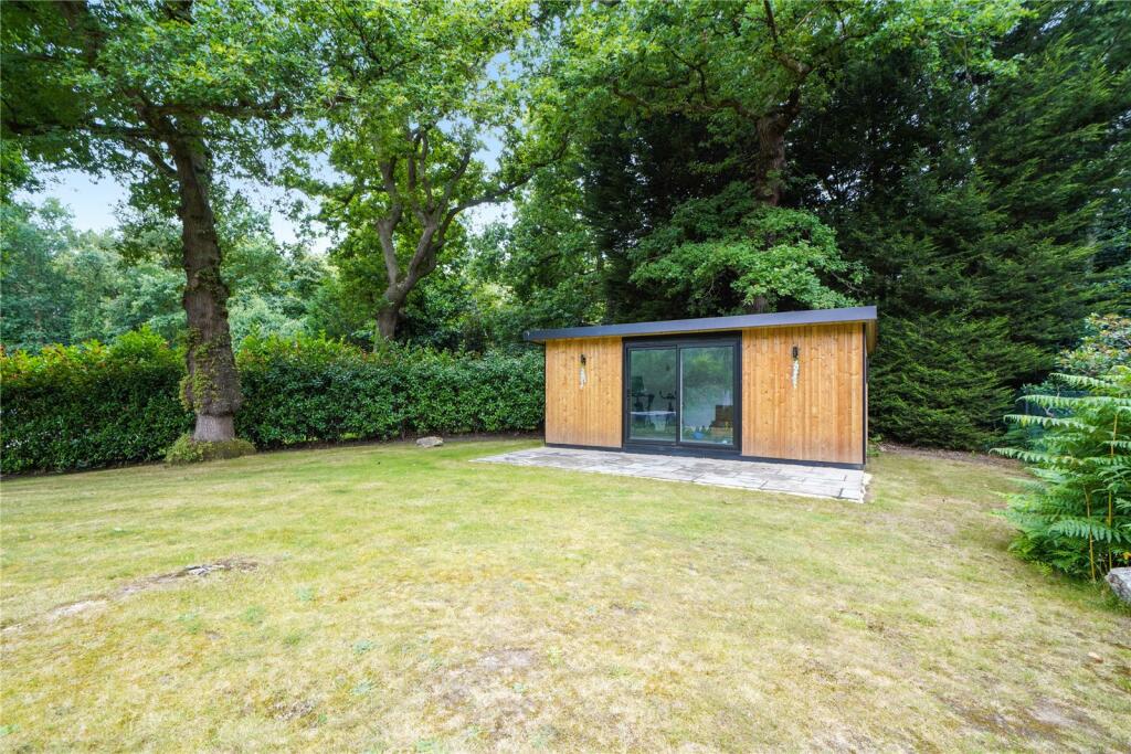 Property photo 38