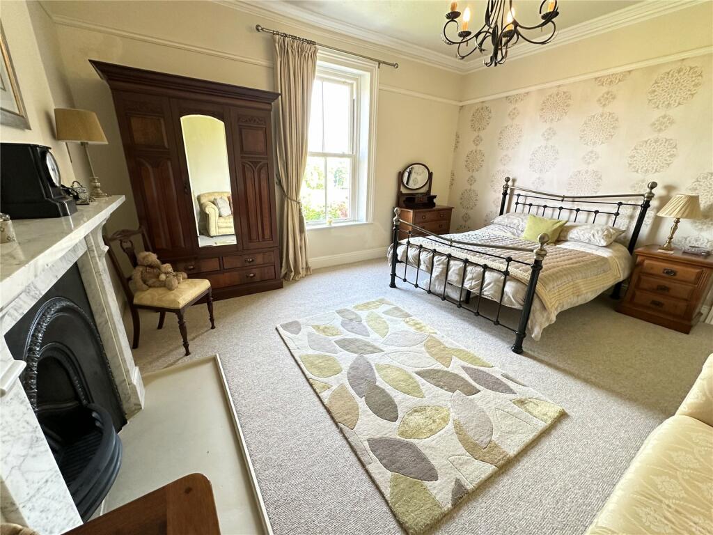 Property photo 37