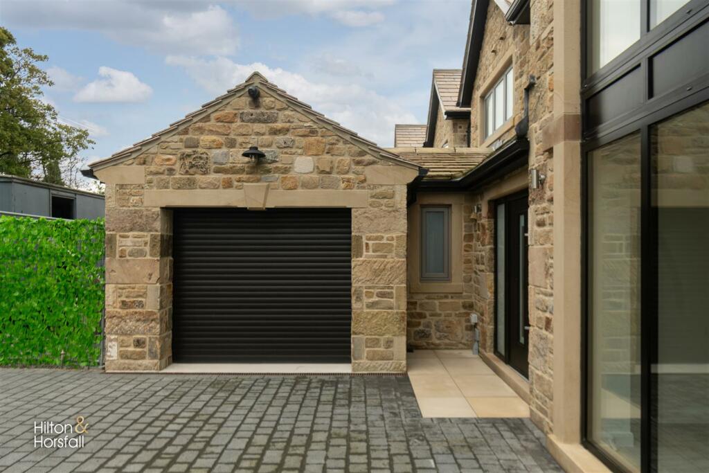 Property photo 25