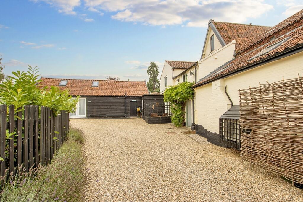 Property photo 28