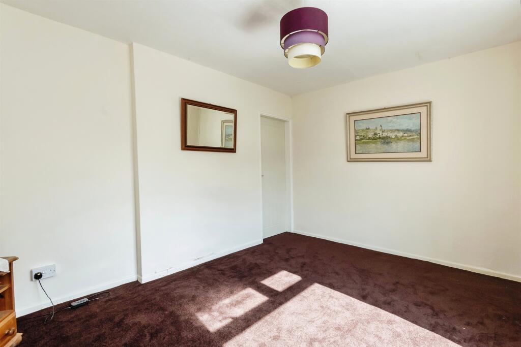 Property photo 33