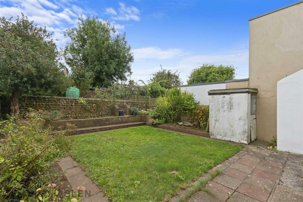 Property photo 8