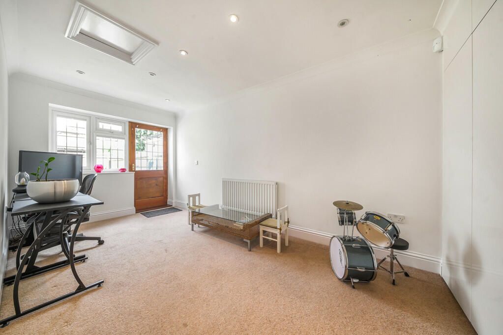 Property photo 15