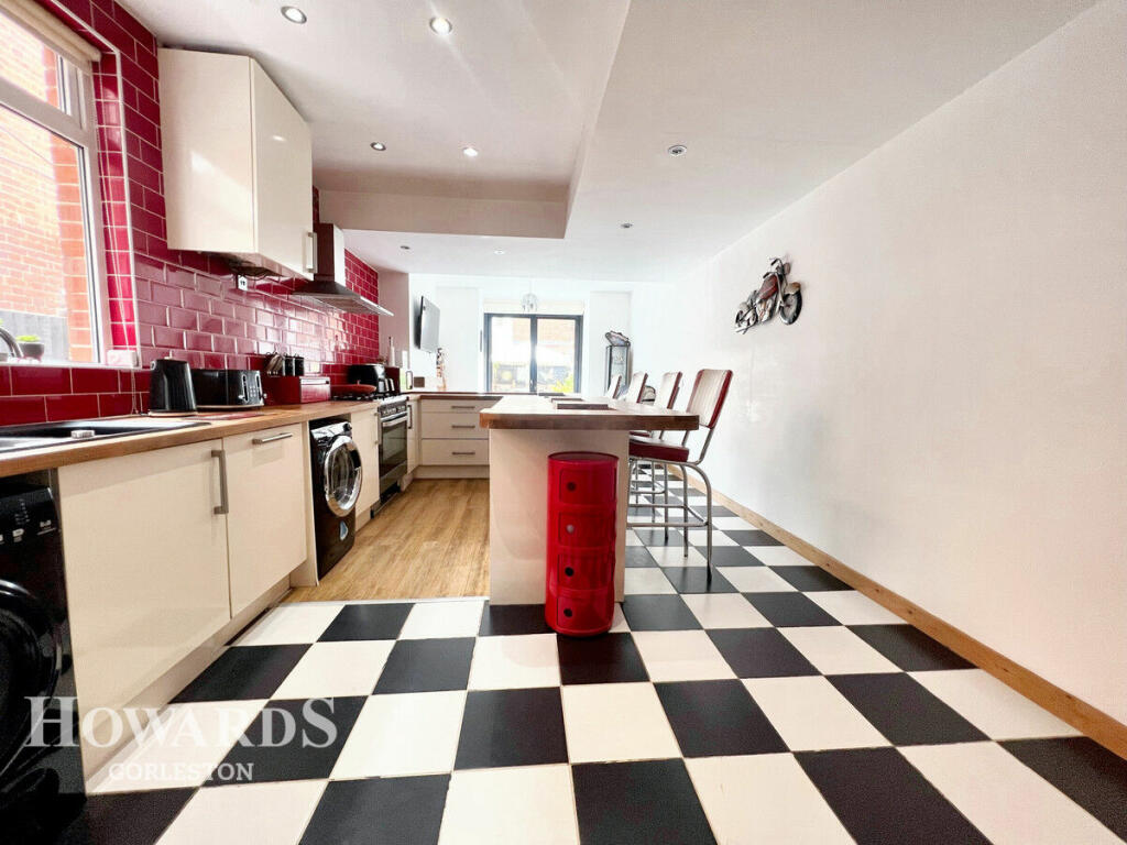 Property photo 33