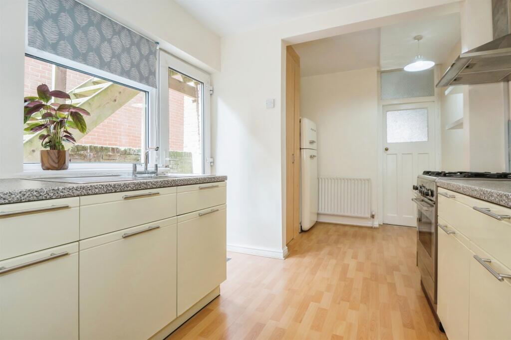 Property photo 38