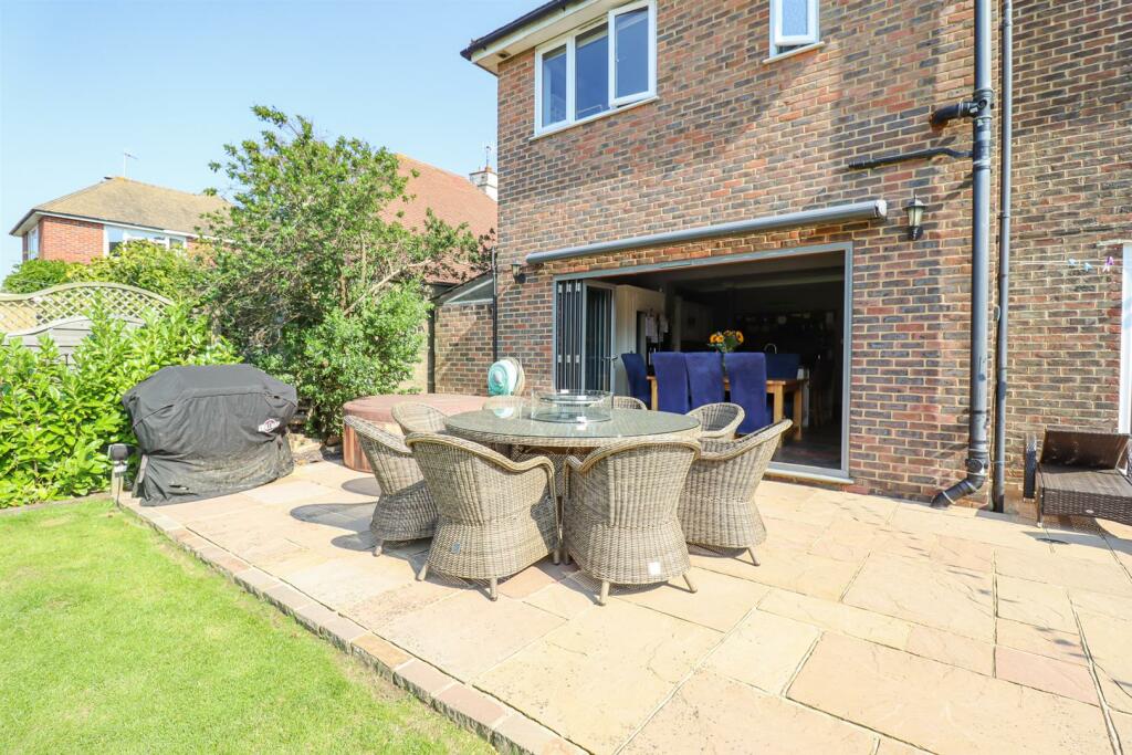 Property photo 24