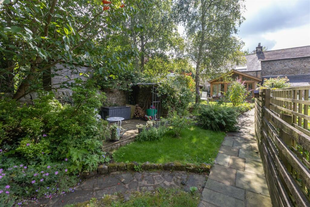 Property photo 28