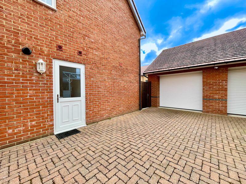 Property photo 46