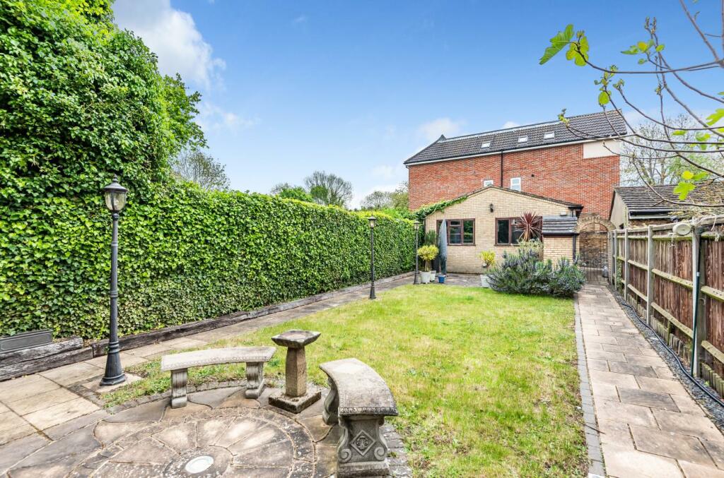 Property photo 36