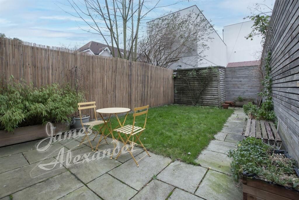 Property photo 10