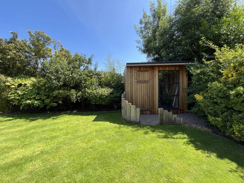 Property photo 28