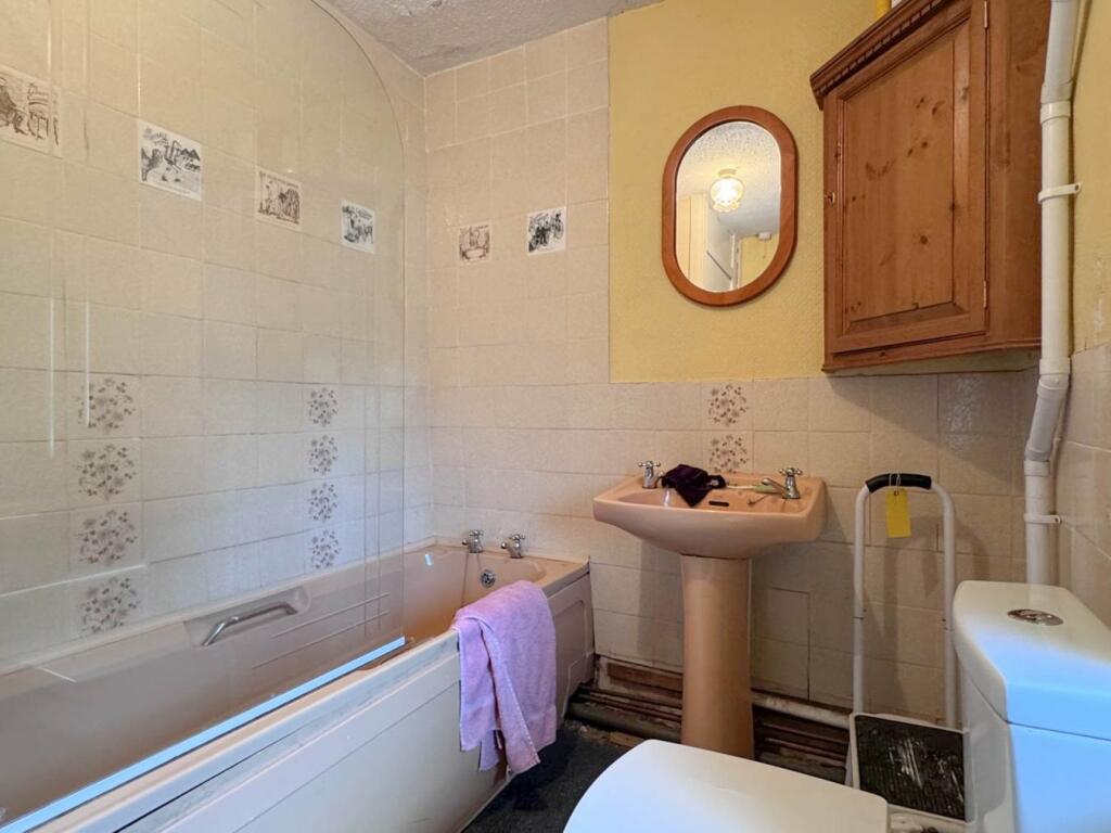 Property photo 38