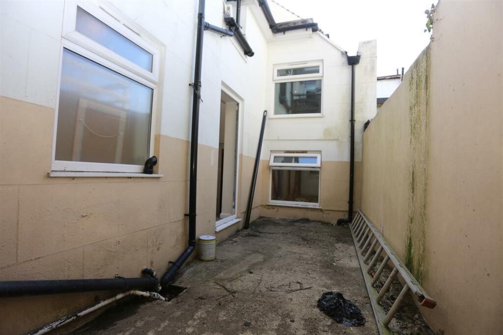 Property photo 15