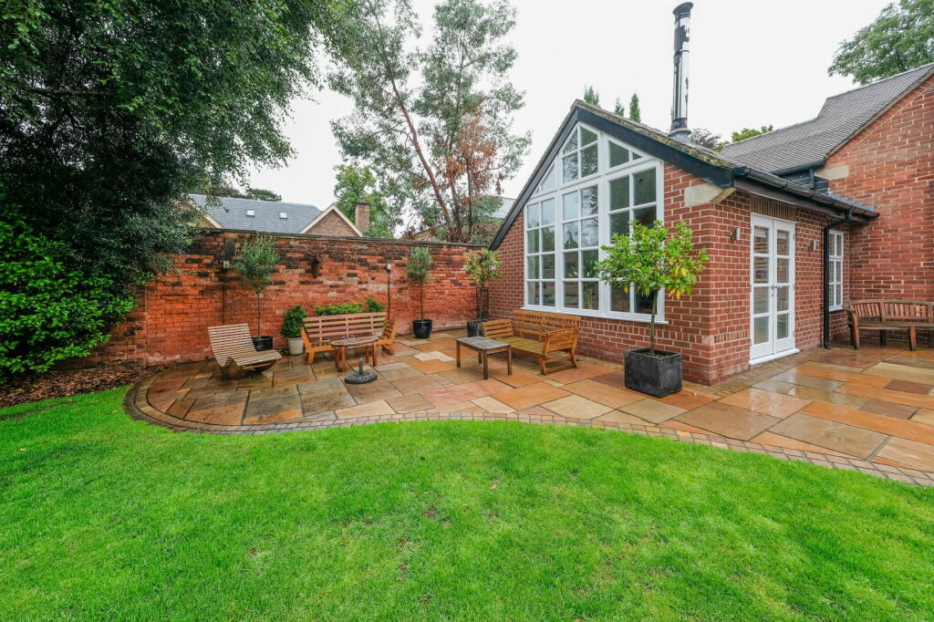 Property photo 25