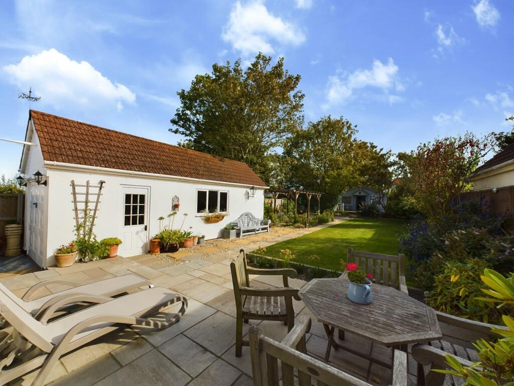 Property photo 36