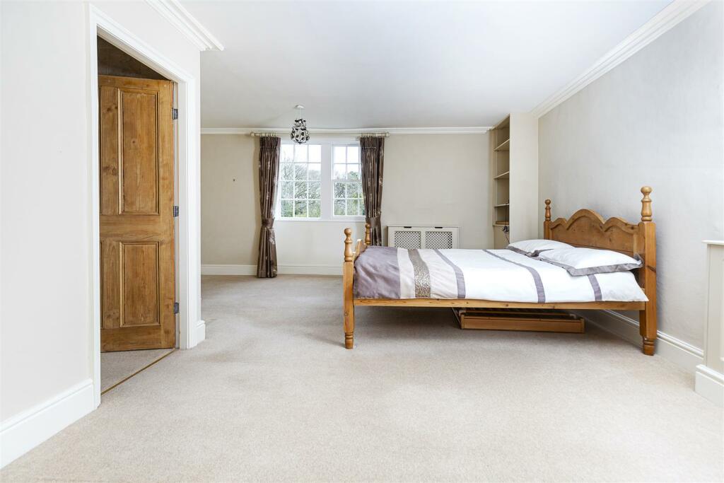 Property photo 25