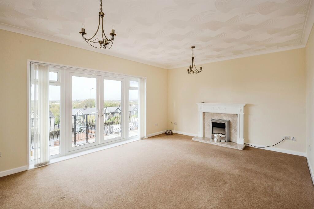 Property photo 35