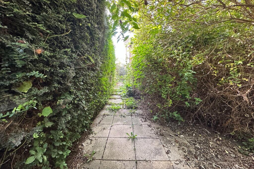 Property photo 24