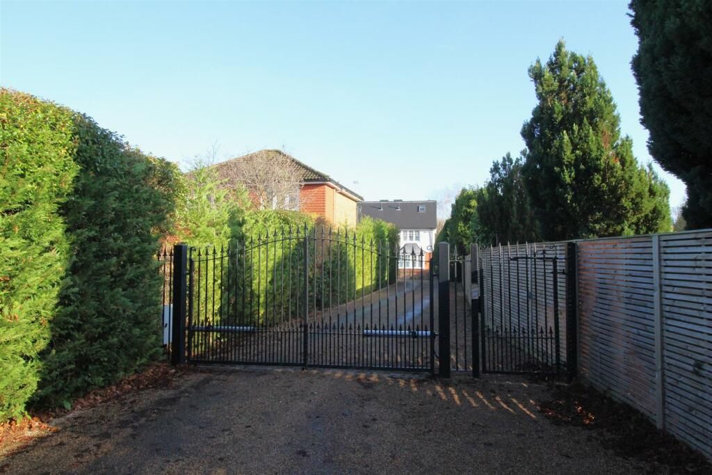 Property photo 8