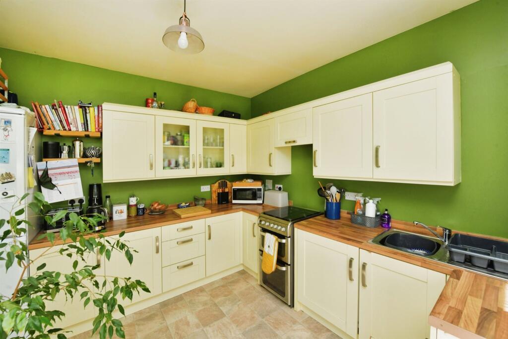 Property photo 30