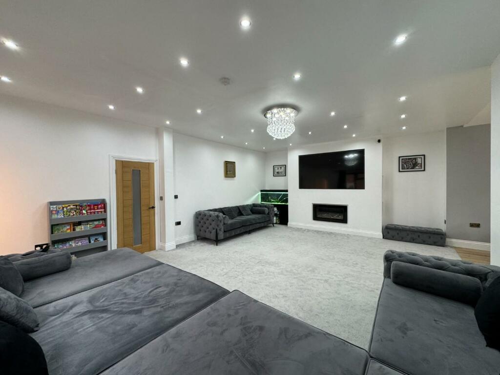 Property photo 32