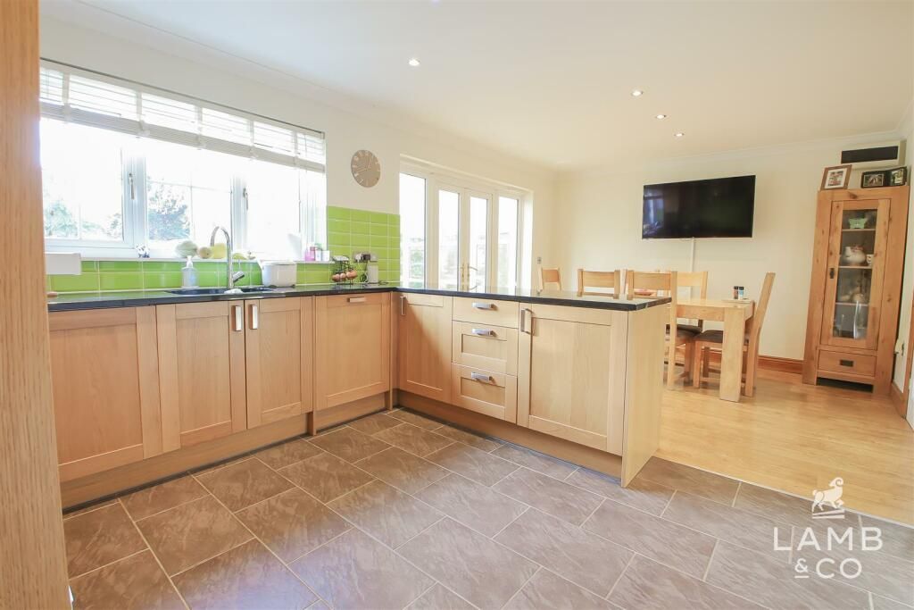 Property photo 8