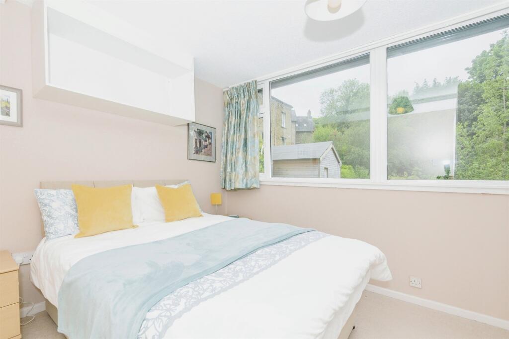 Property photo 25