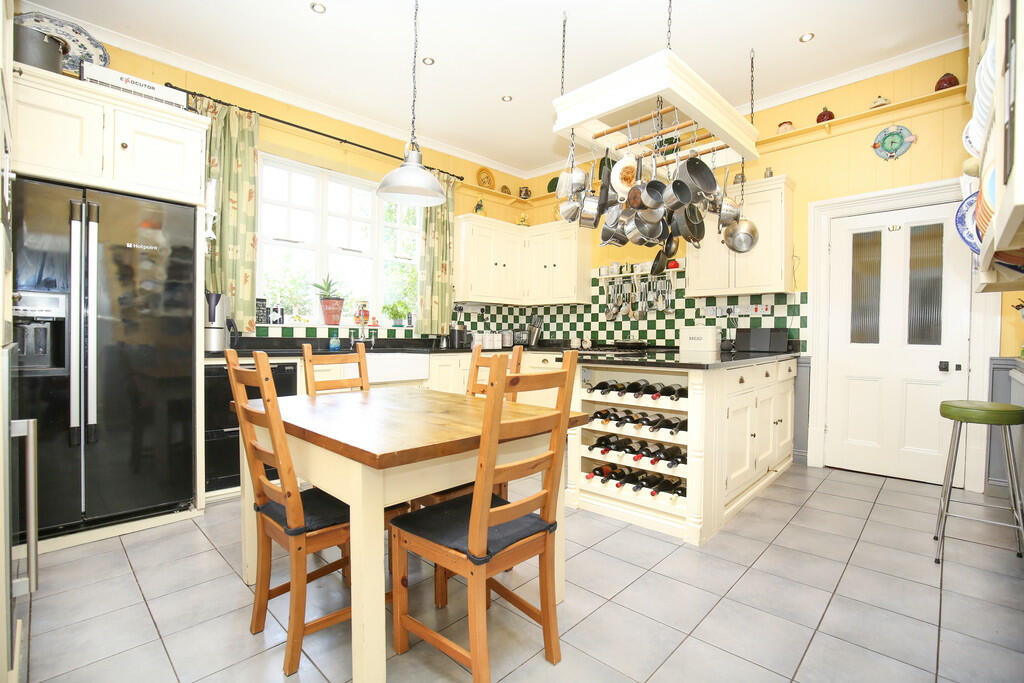 Property photo 25